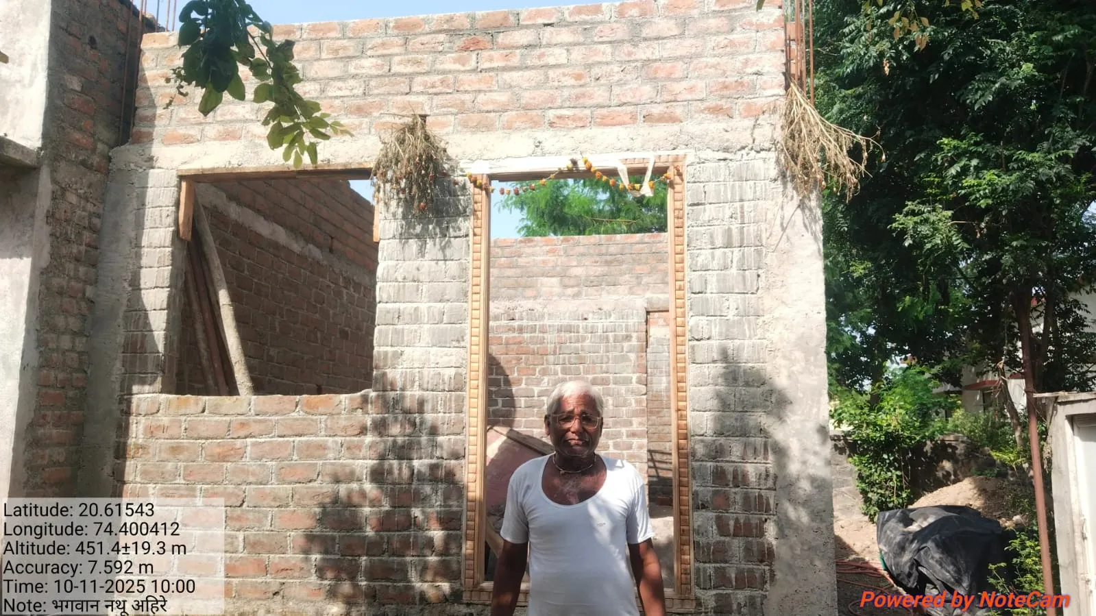 आज दिनांक 11 10 2025 रोजी मुख्यमंत्री समृद्ध पंचायतराज अभियान अंतर्गत घरकुल लाभार्थ्यांना भेटी देऊन घरकुल पूर्ण करणे बाबत सूचना करण्यात आल्या