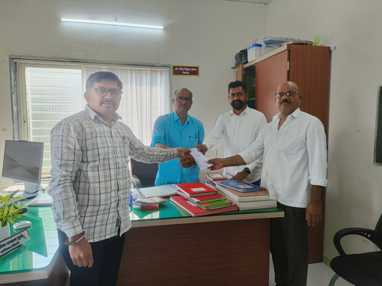 मुख्यमंत्री समृद्ध पंचायतराज अभियानांतर्गत ग्रामपंचायत इकडून निवासी मालमत्ता कर व अन्य कर्तव्य बाकी वसुलीत 50 टक्के सवलत देऊन वसुली मोहीम